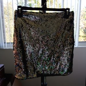 Forever 21 NWT Silver/Black Sequin mini skirt